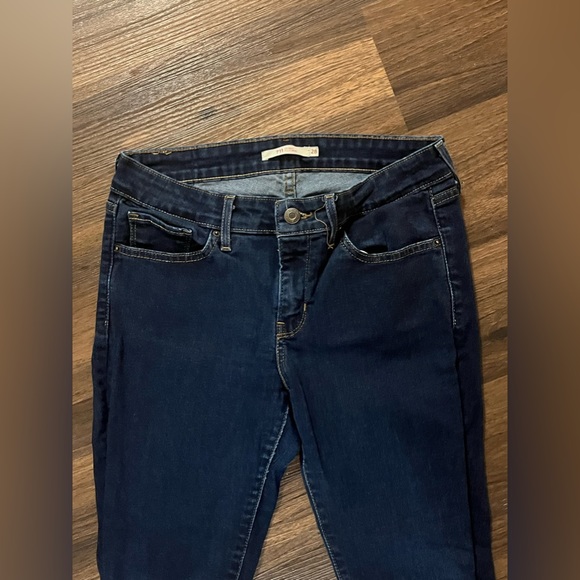 Levis 711 Skinny Jean - Picture 8 of 8